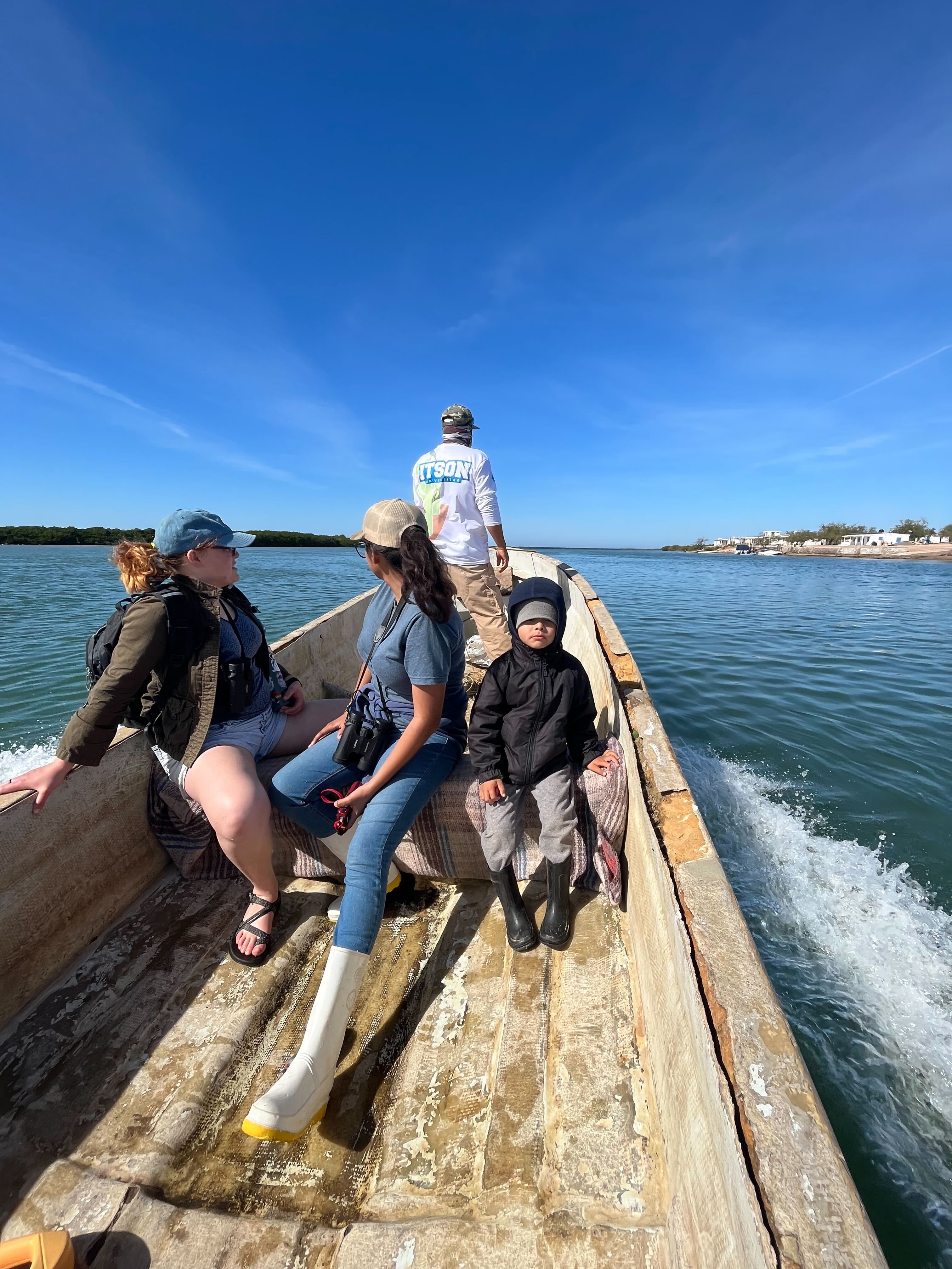 Long-term, place-based research conducted by bird observatories lead to strong bonds between scientists and communities. Weekend birding and clamming expedition, Navoaptía, Sonora, Mexico.